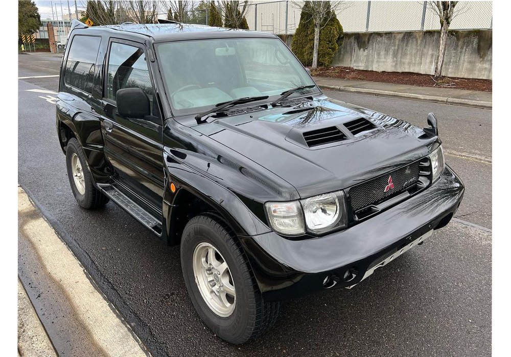 Truly Black Drop-In Pigment on Mitsubishi Pajero Evo