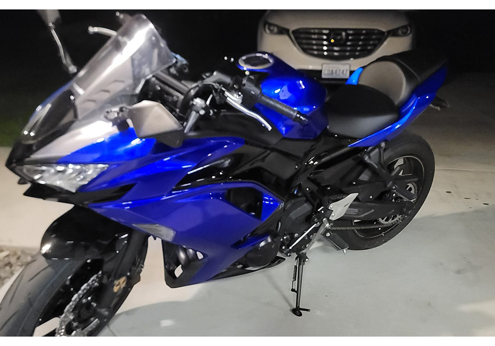 SoCal Blue over Slick Silver on Kawasaki Ninja