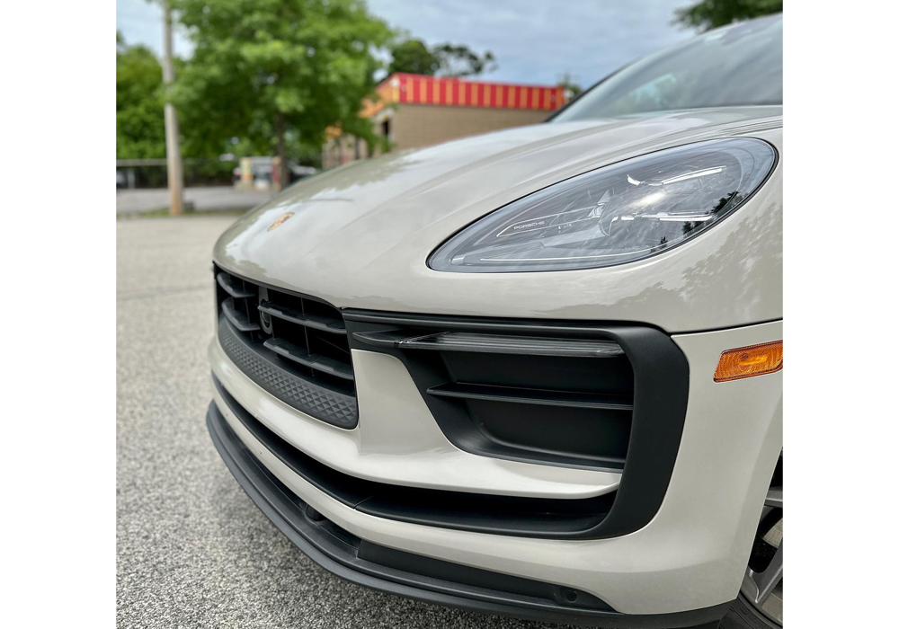 OEM Porsche Chalk on Porsche Macan