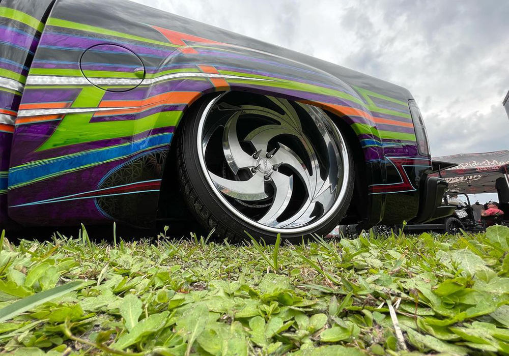 Sublime Green and Kit Brush FX Pinstriping Series on Custom Truck