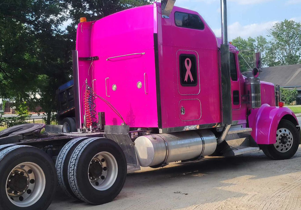 Lipstick Custom Color on Custom Truck