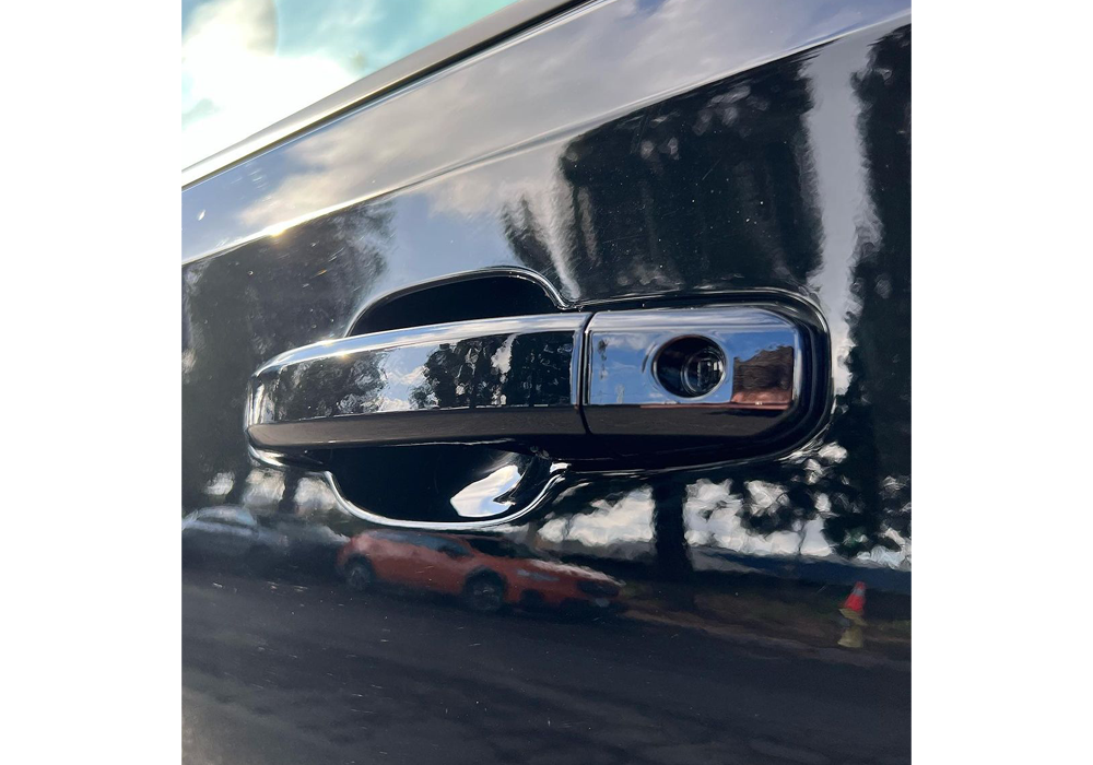 Truly Black Drop-In Pigment on GMC Sierra