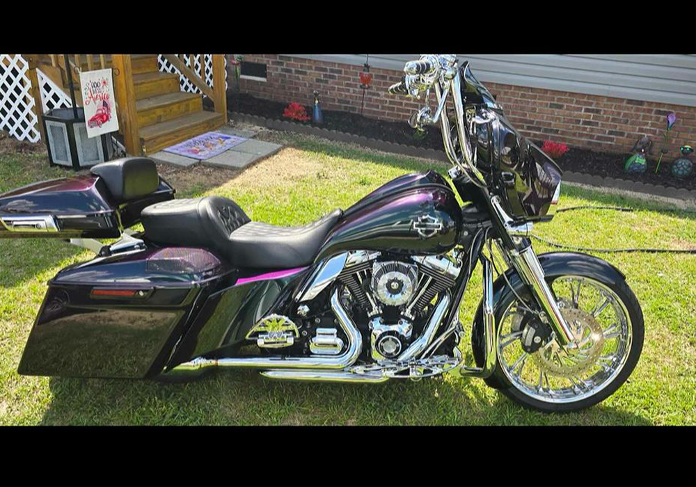 Raven Super Colorshift Paint Basecoat on Harley Davidson