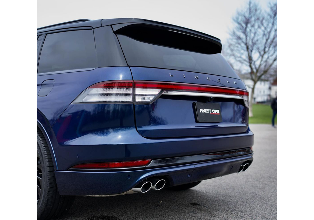 Diamond Blue Pearl over Black Base on Lincoln Aviator