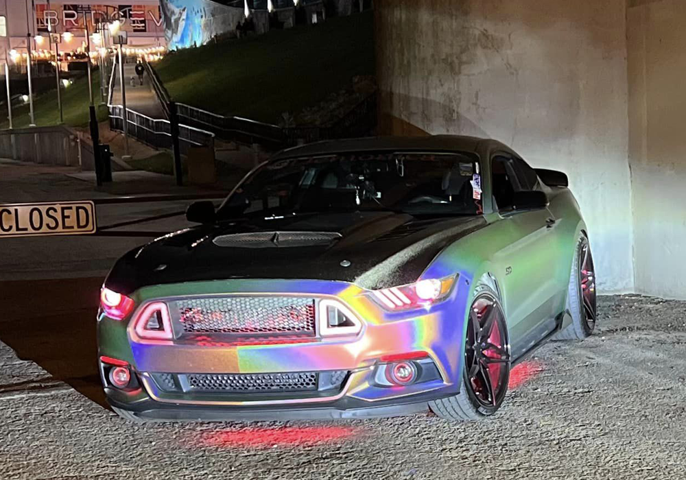 Silver Holographic Pearl on Ford Mustang