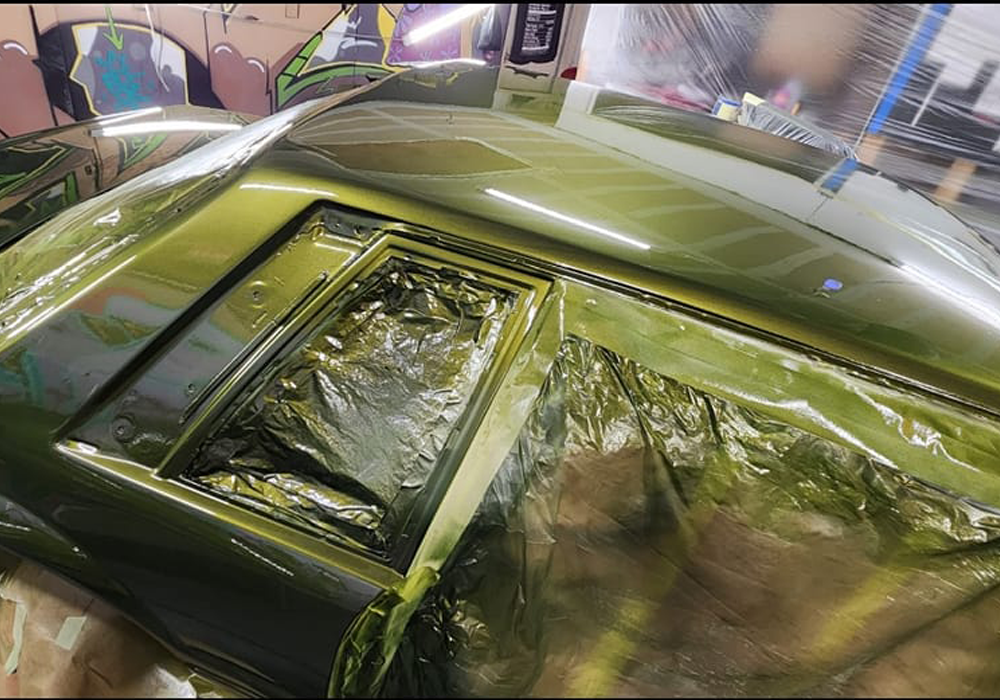 Yuengling Green Pearl on Custom Automotive