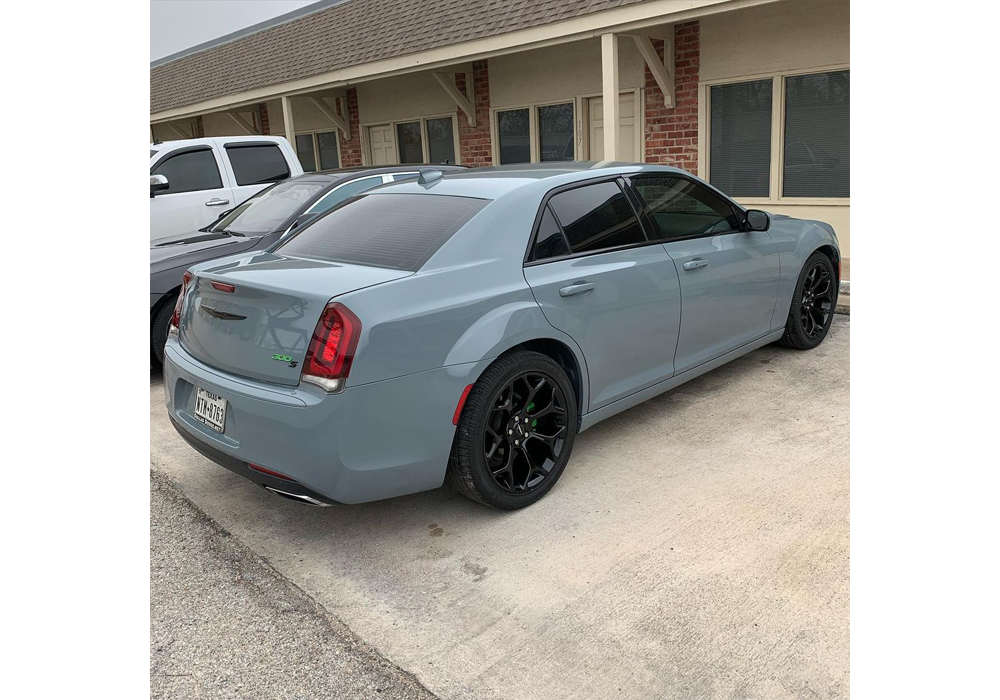 RAL #7015 Slate Grey on Chrysler 300S