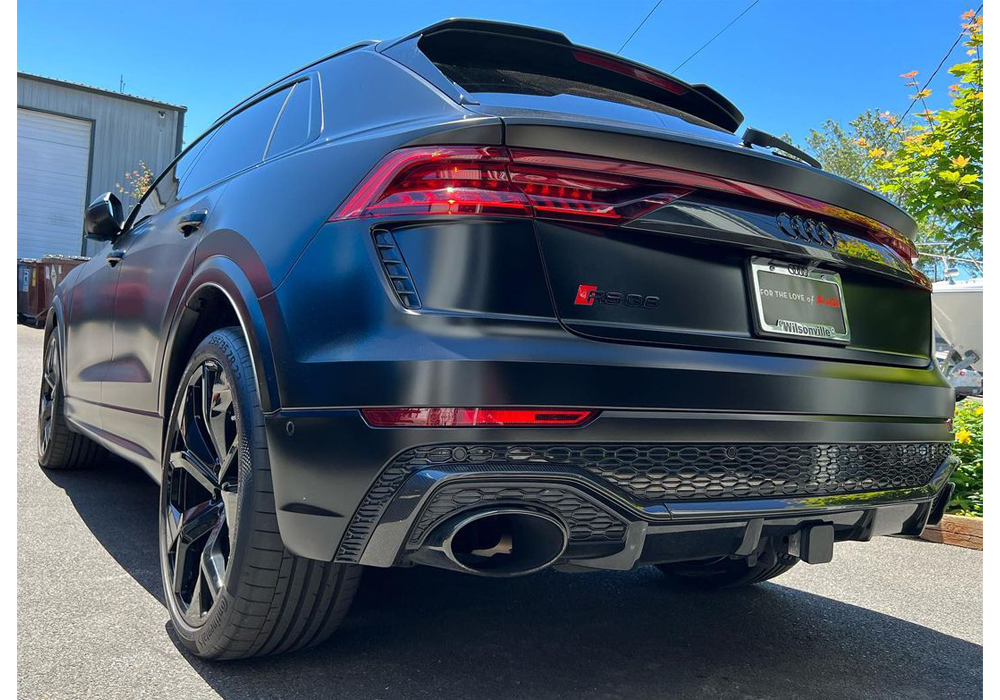 Truly Black Drop-In Pigment on Audi RSQ8