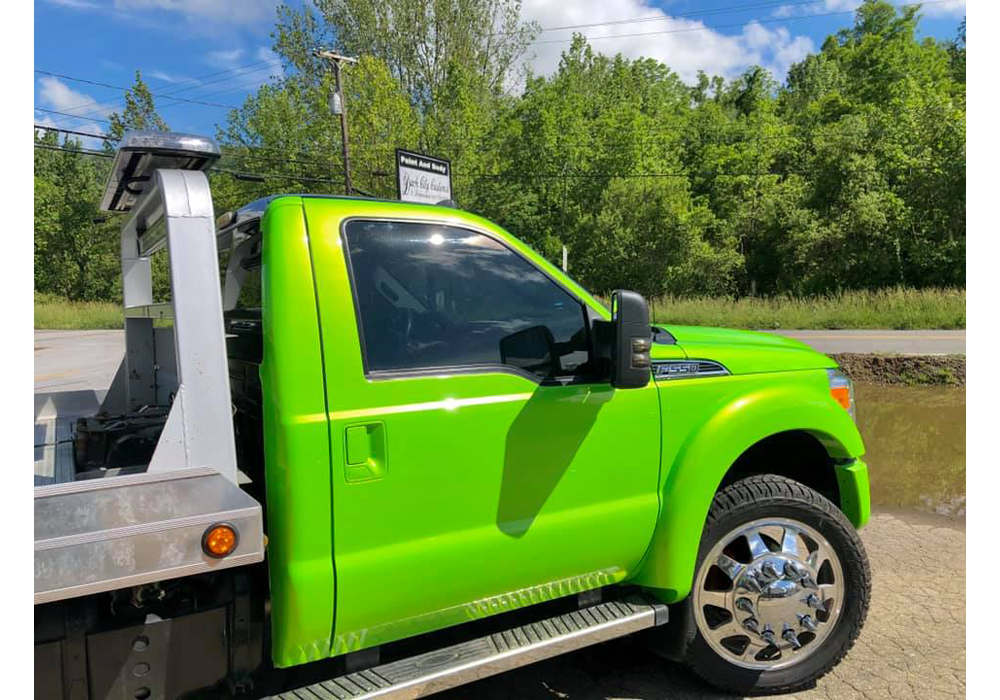 Toxicity Green on Ford F-550