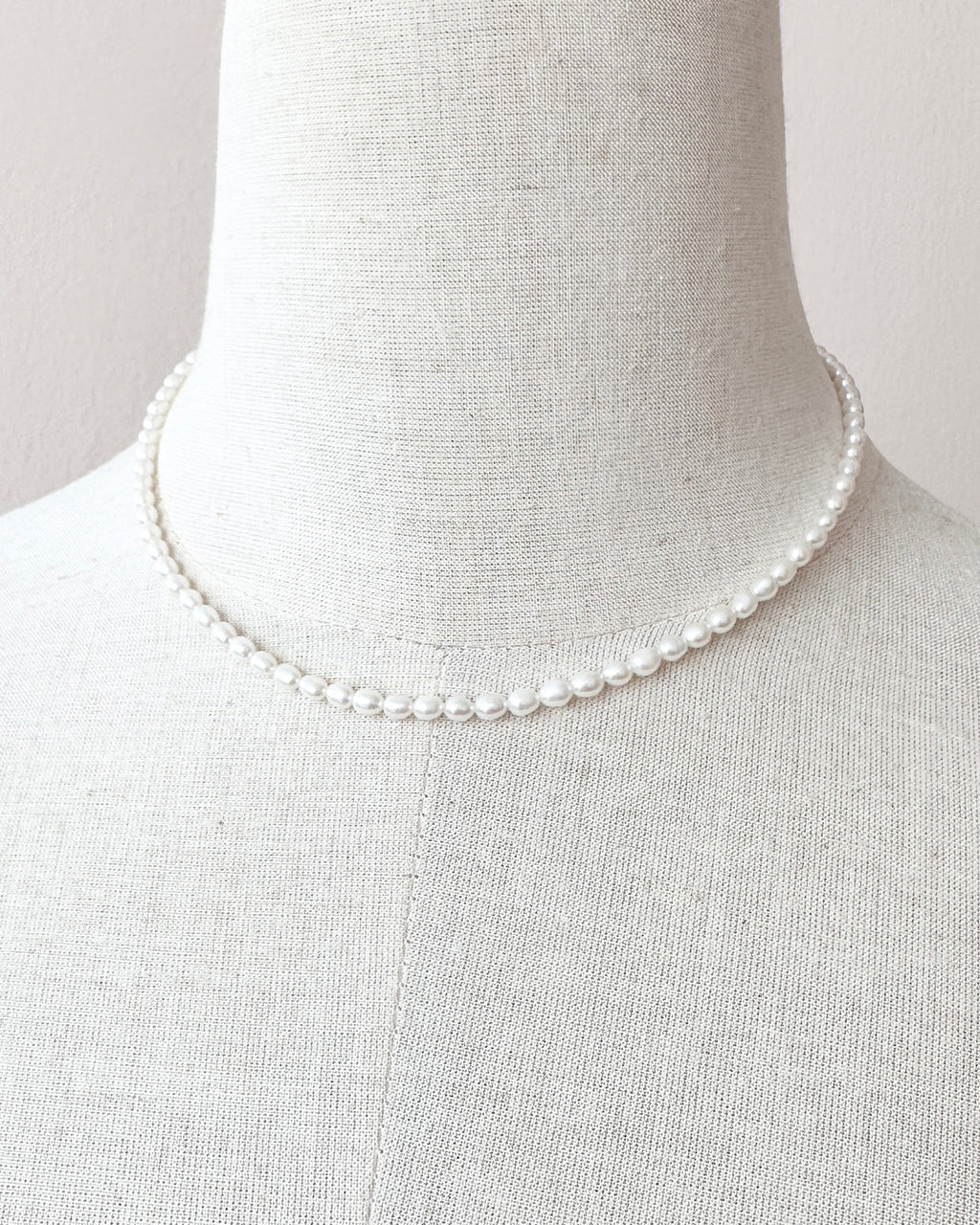 Elegant White Pearl Necklace  The Perfect Gift for Mothers & Brides -  Glitz And Love