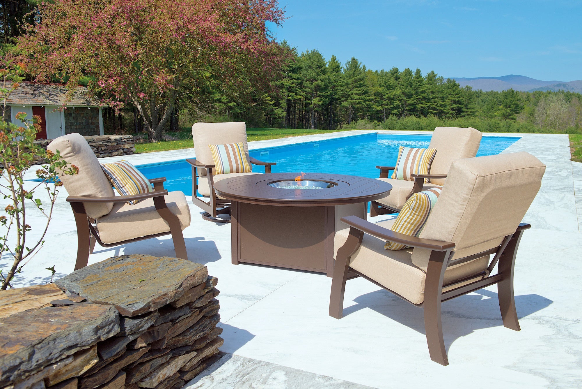 5 Tips To Arranging Your Patio Furniture Sunniland Patio Patio