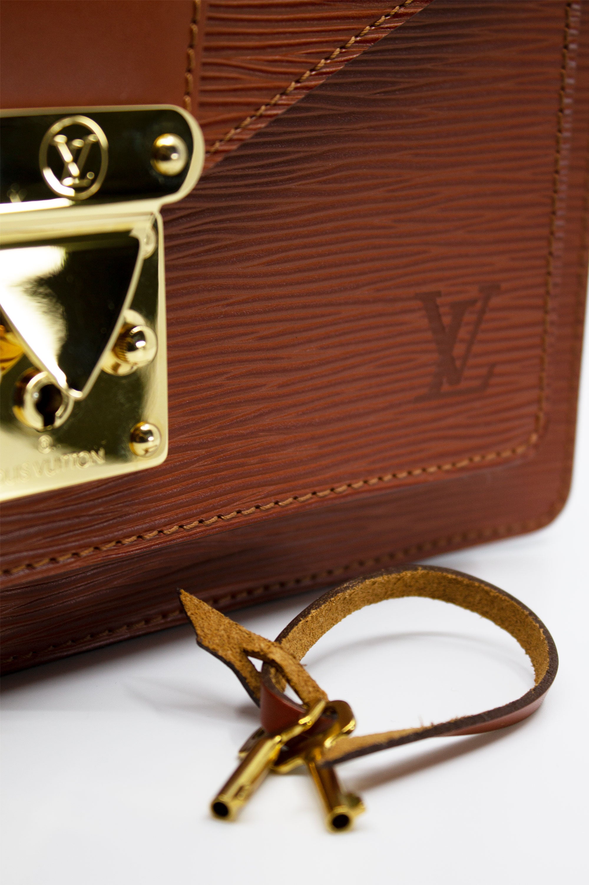 Louis Vuitton Top Handle Monceau Epi BB Piment in Leather with