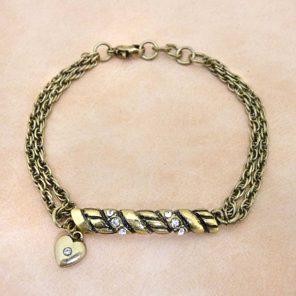Dainties Twist Bracelet with Heart charm. More colors available. - KIS ...