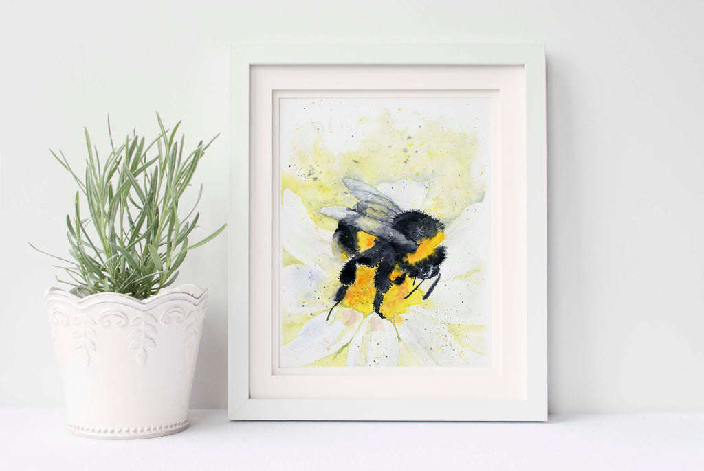 https://cdn.shopify.com/s/files/1/1689/4663/products/Bumblebee-Wall-Art-Print-5_1024x1024.jpg?v=1667573033