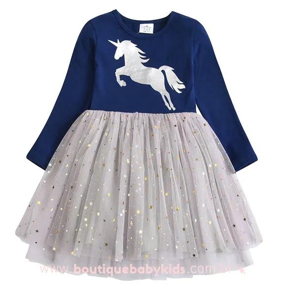 vestido unicornio com tule