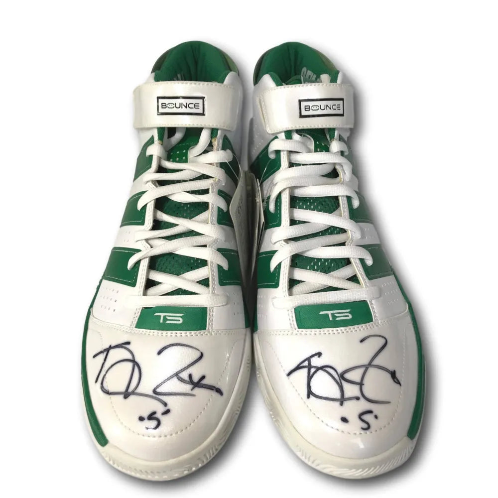 At regere patrulje Indbildsk Kevin Garnett Signed Adidas Kg Bounce 3 Shoes Pair "Game-Issued" JSA COA  Celtics - Inscriptagraphs Memorabilia - Inscriptagraphs Memorabilia
