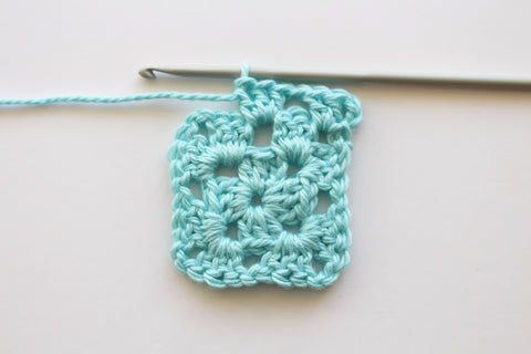 How to stop a granny square twisting
