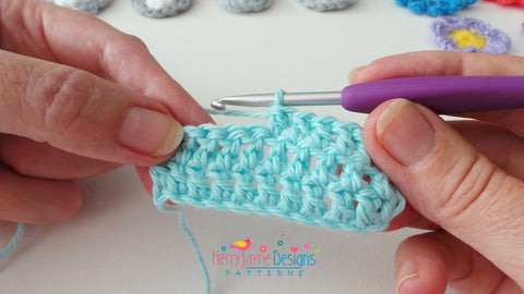 UK Treble stitch - Tr stitch 