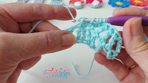 Triple treble crochet stitch UK terms - TripTr