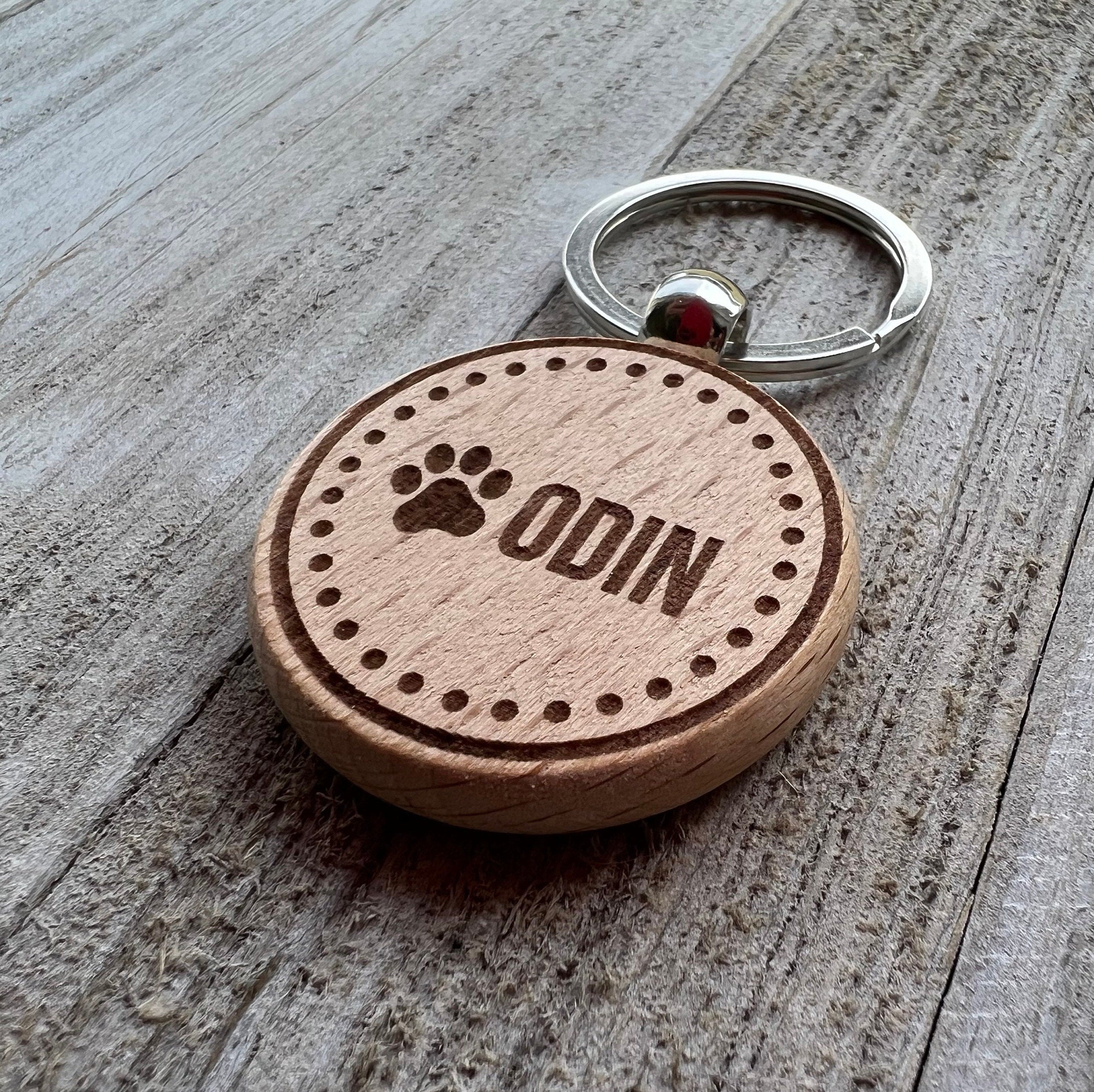 Pet Cat Memorial Gift Keychain, Custom Laser Engraved Keyring