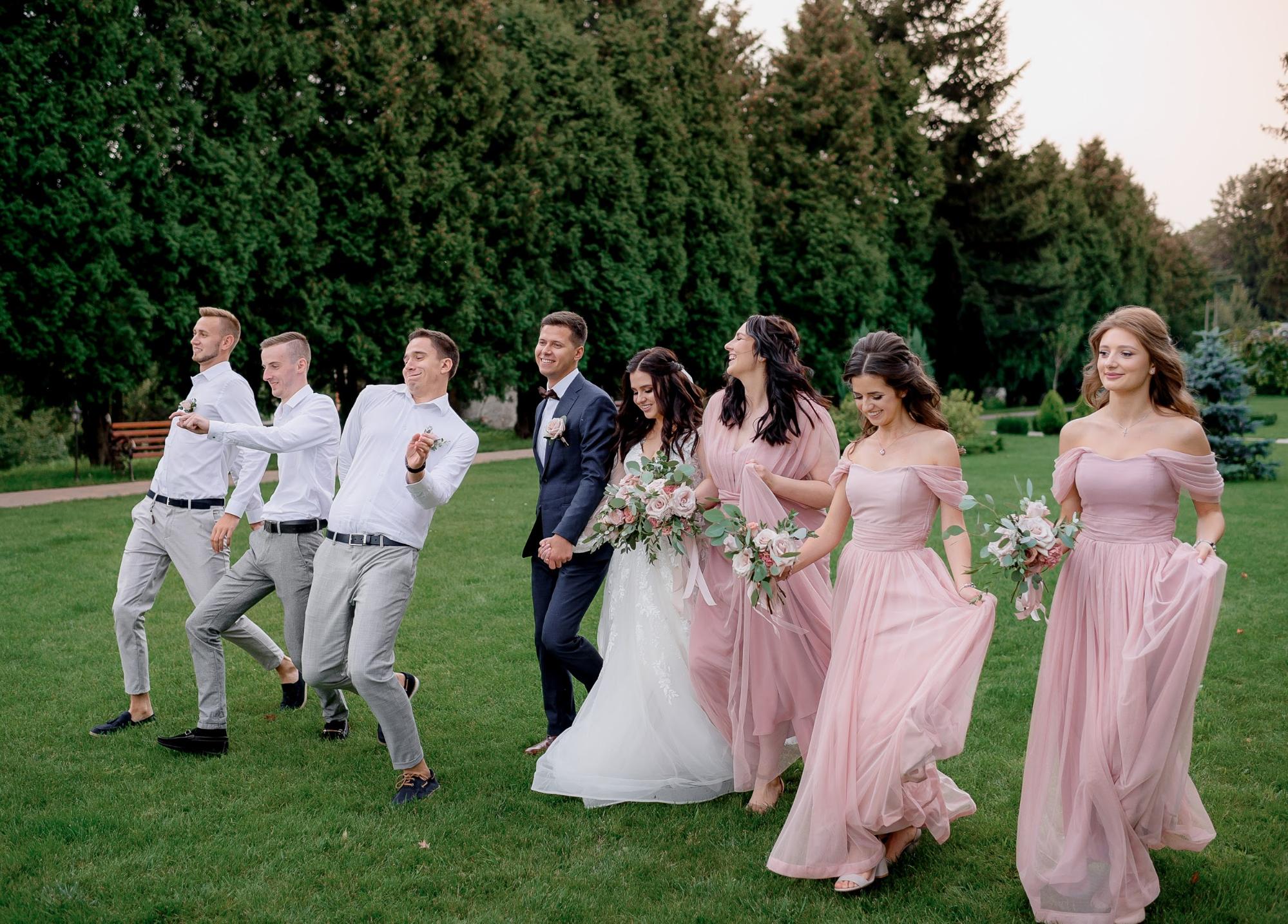 What are the Roles and Responsibilities of the Wedding Party - RedWater  Events