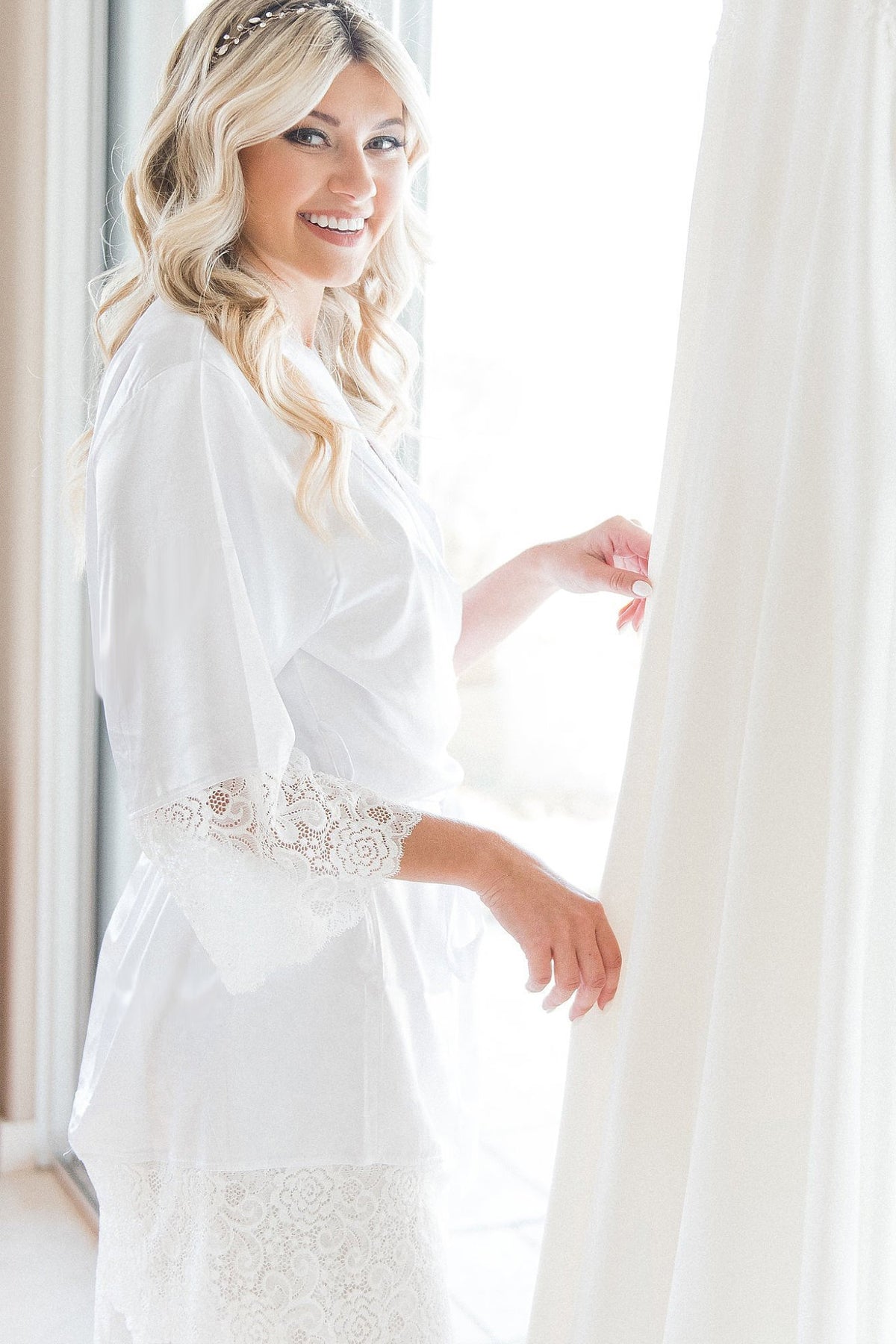 lace dressing gown white