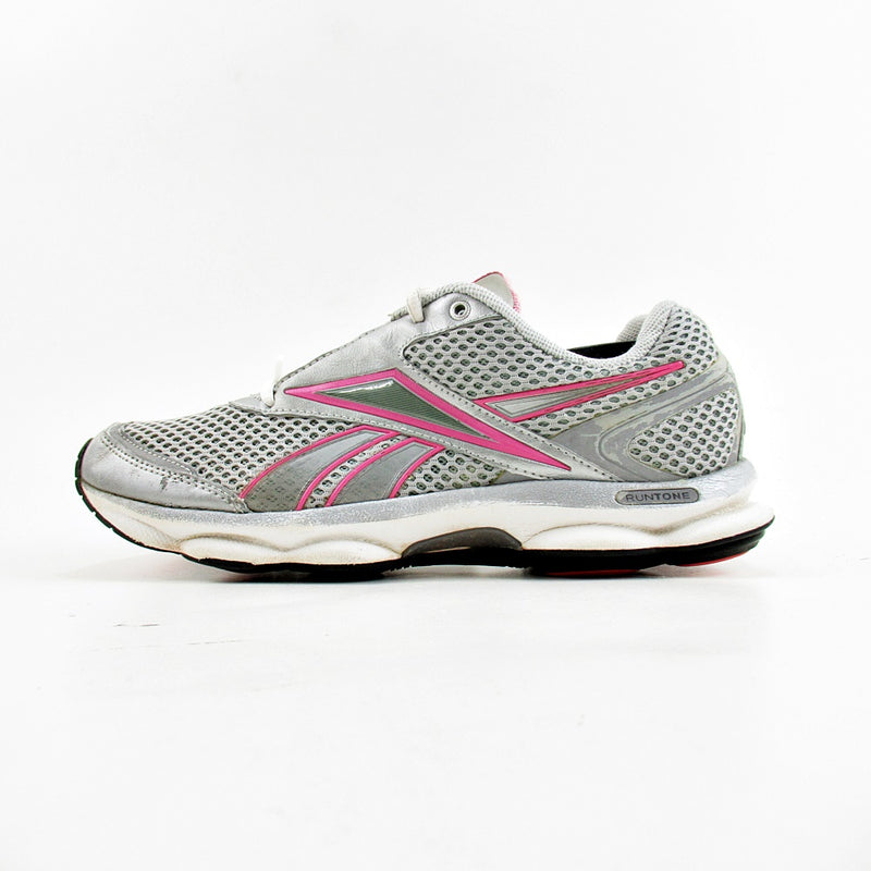 reebok runtone shoes price in pakistan