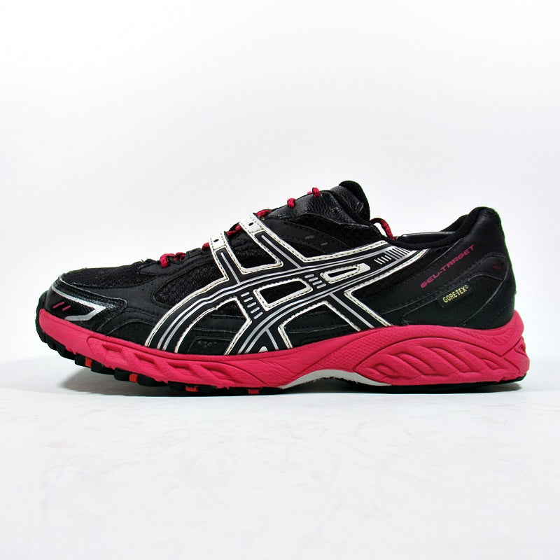 asics gel target gore tex