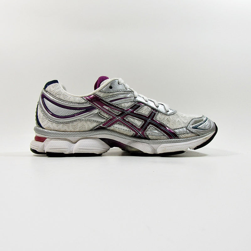 asics gel stratus