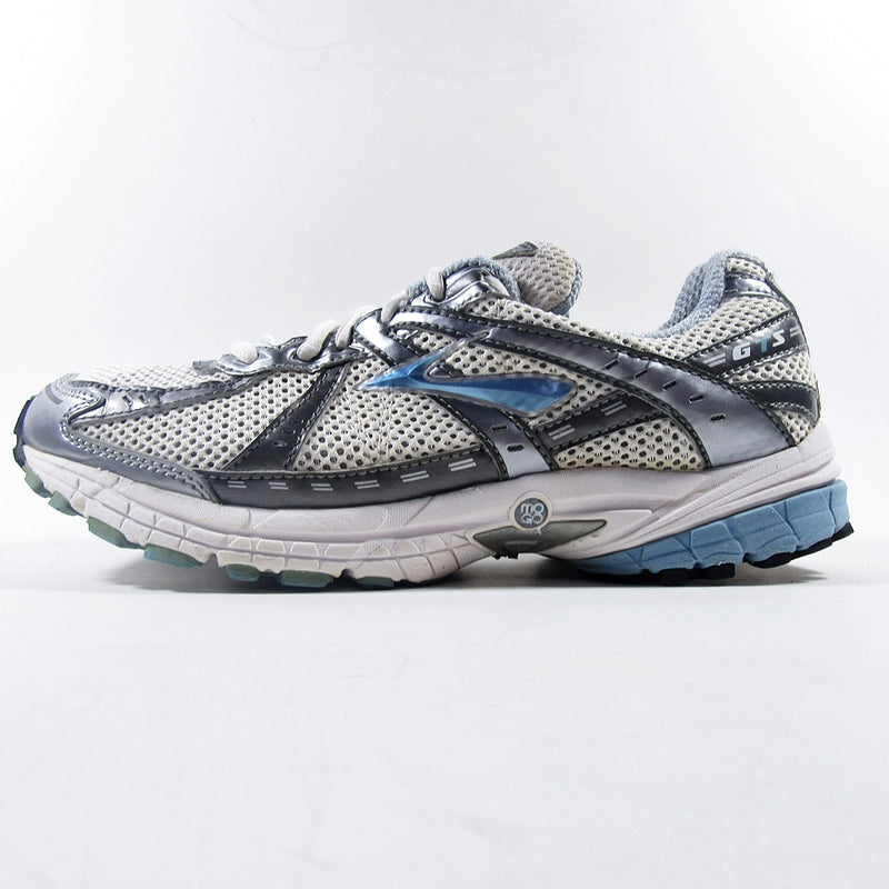 brooks go2 series running shoes