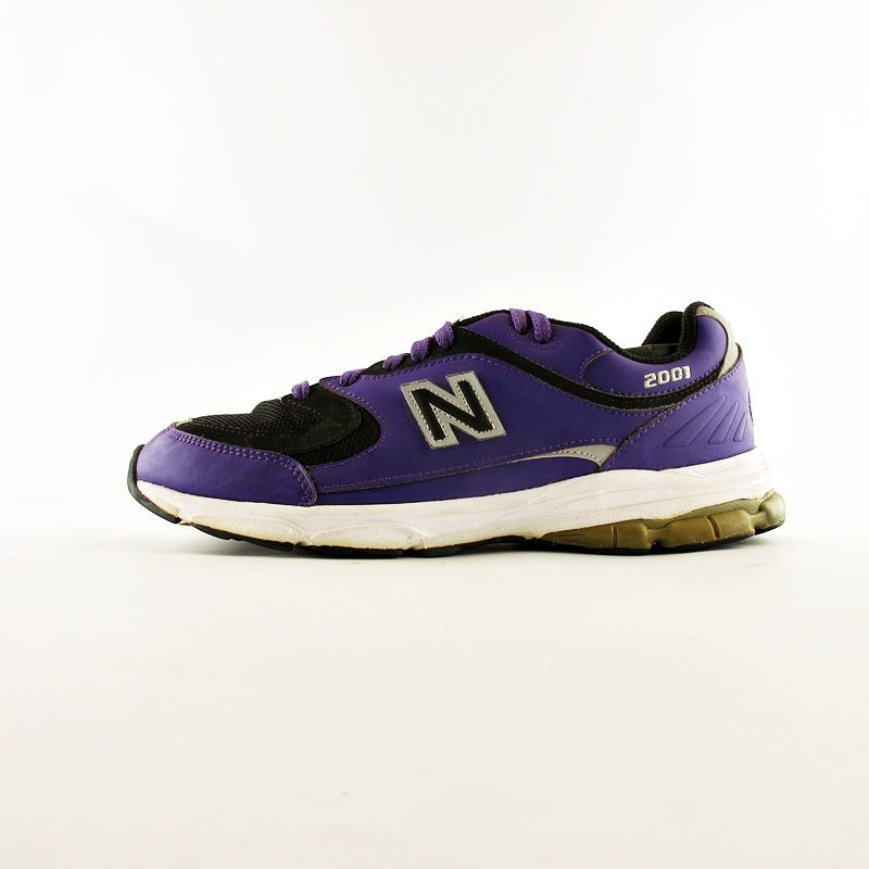 new balance 2001