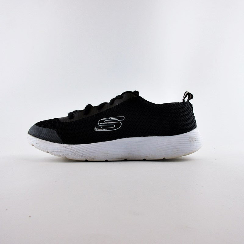 skechers non marking shoes