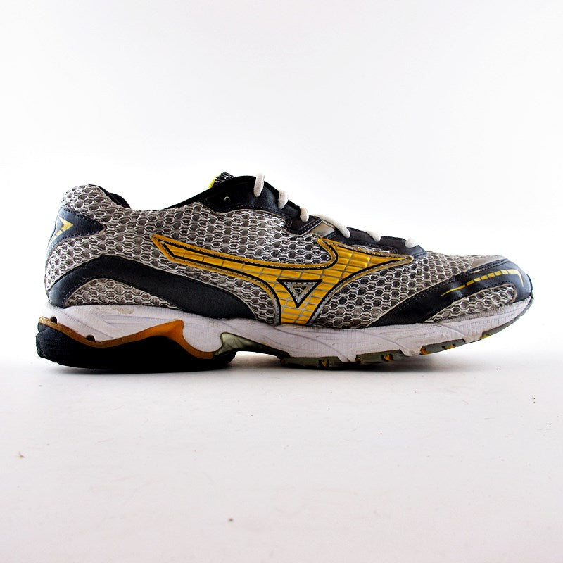 mizuno wave precision 9 orange