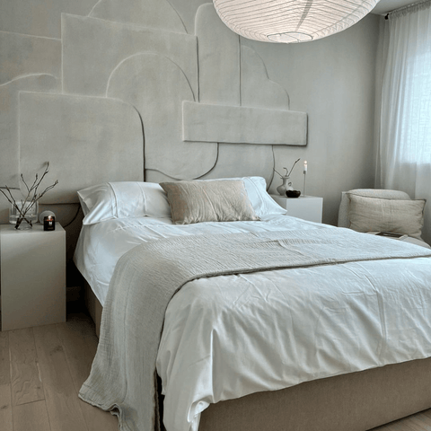Neutral bedroom by @home_of_harris