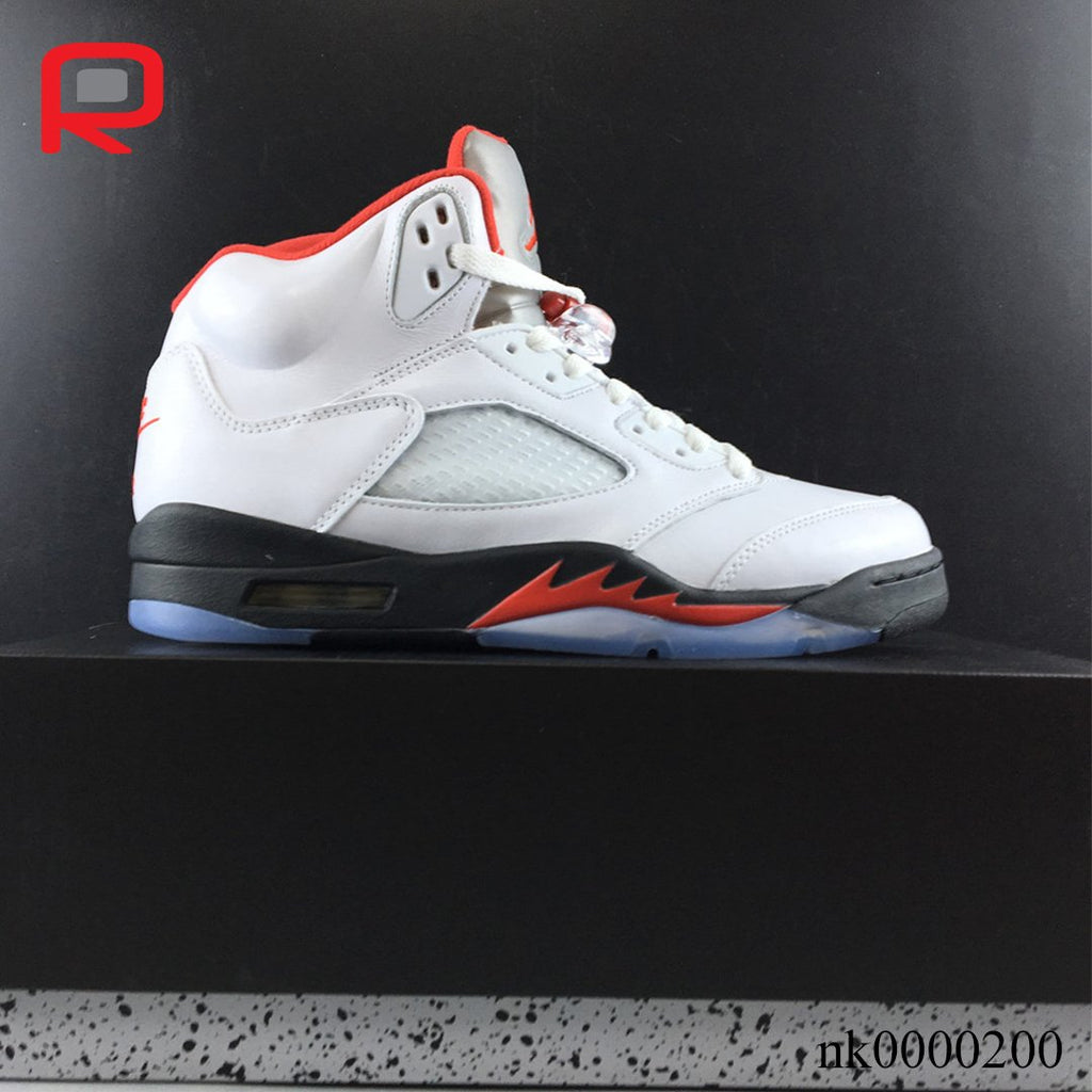 AJ 5 Retro Fire Red Silver Tongue (2020 