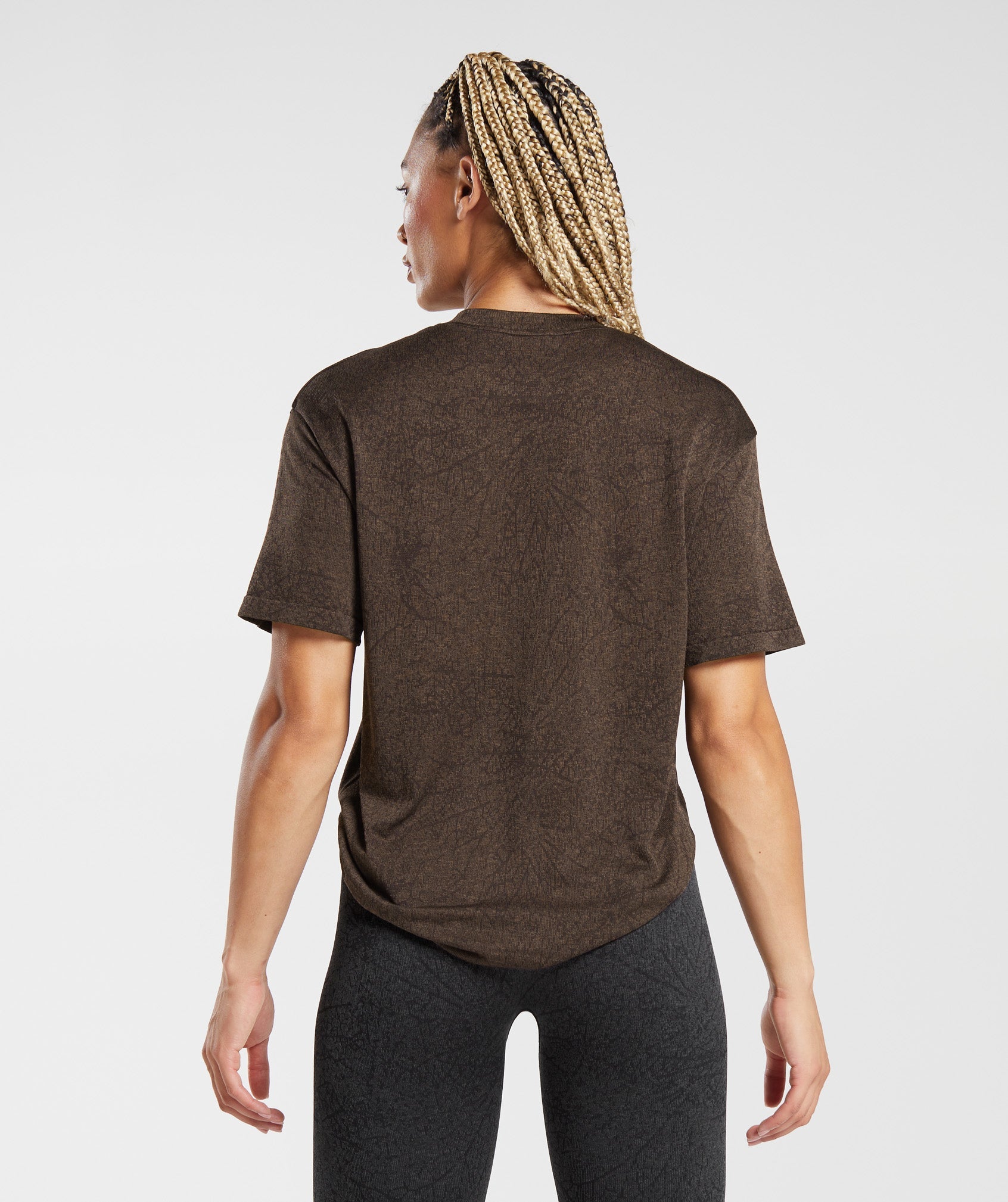 Adapt Pattern Seamless Loose Top in Woodland Brown/Soul Brown - view 2