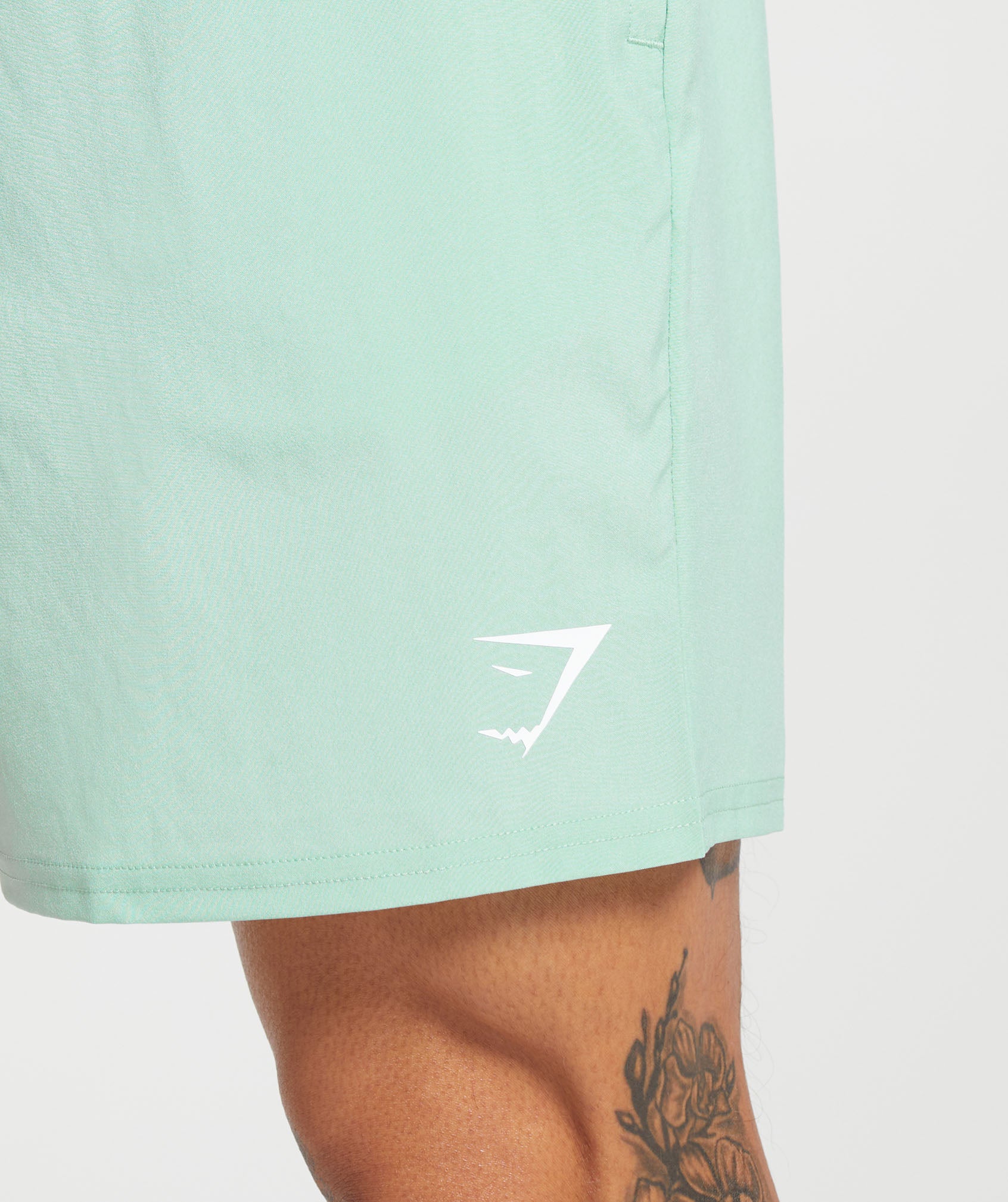 Arrival 7" Shorts in Lido Green - view 5