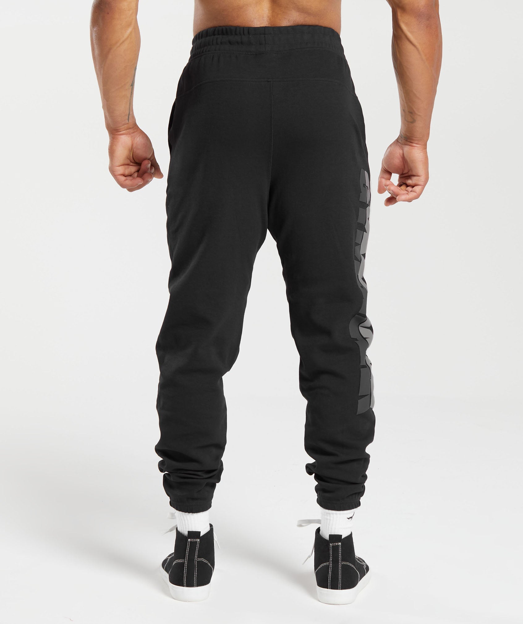 Bold Joggers in Black - view 7