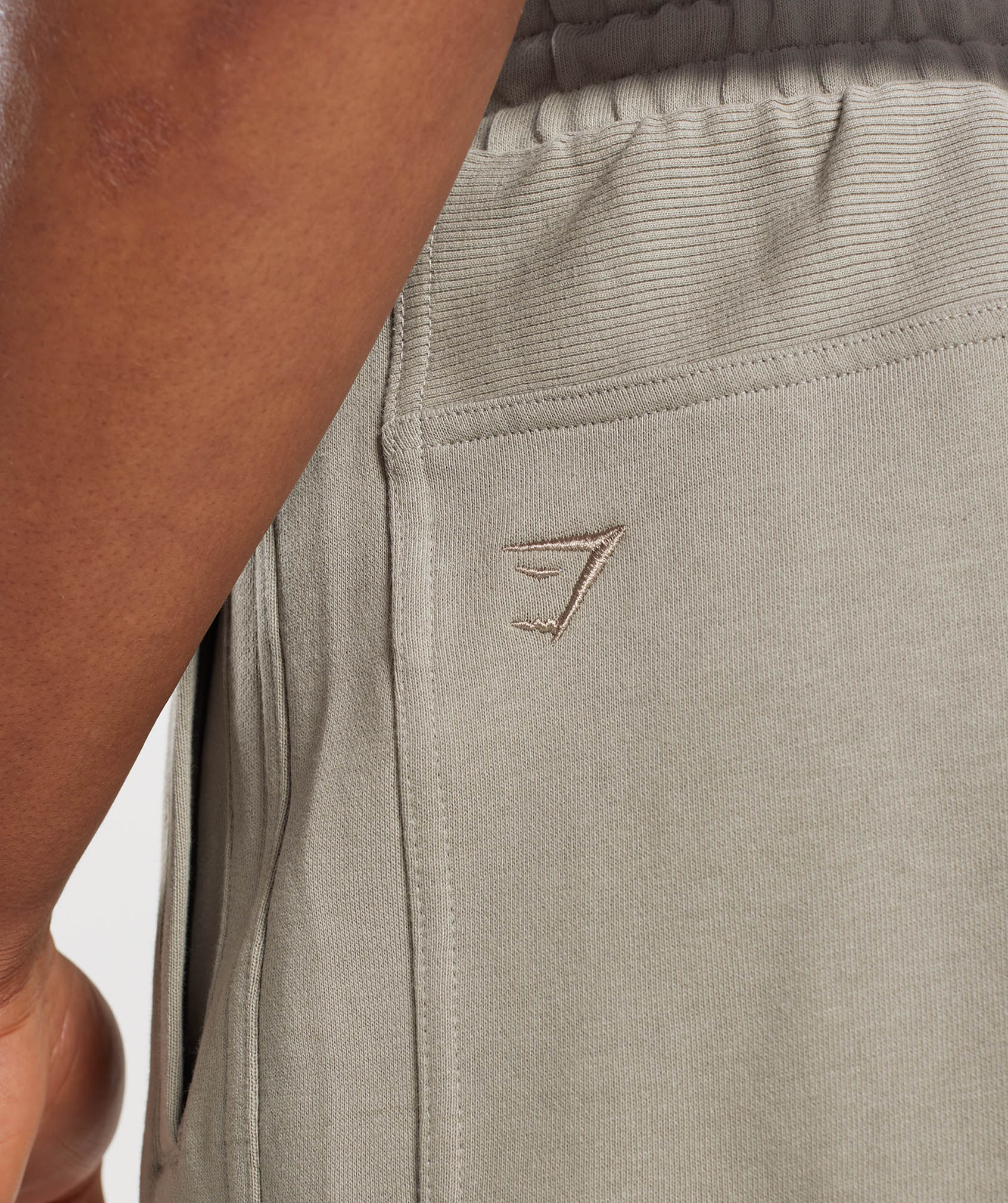 Rest Day Essentials 7" Shorts in Ecru Brown - view 7