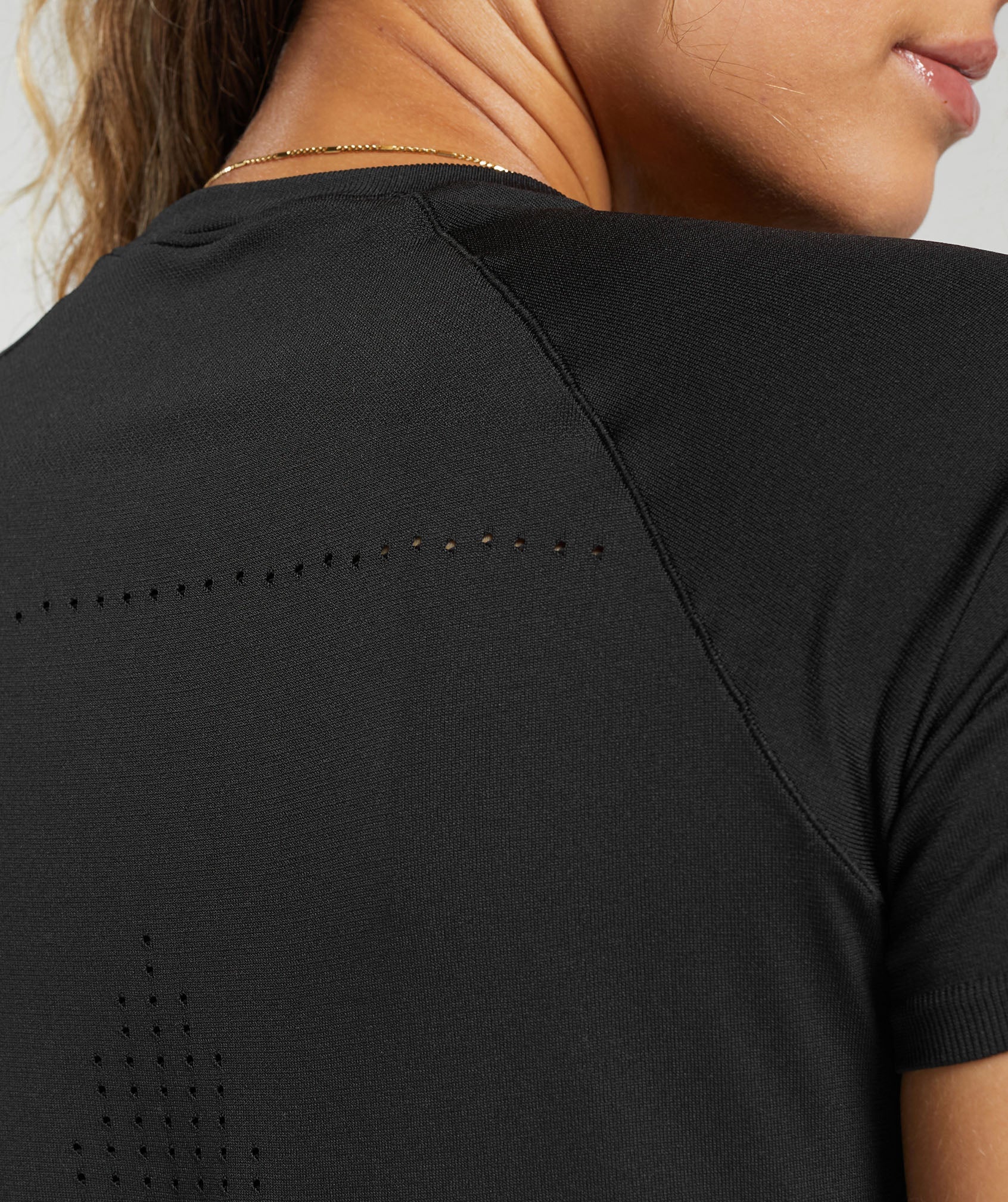 Sweat Seamless T-Shirt in Black - view 6