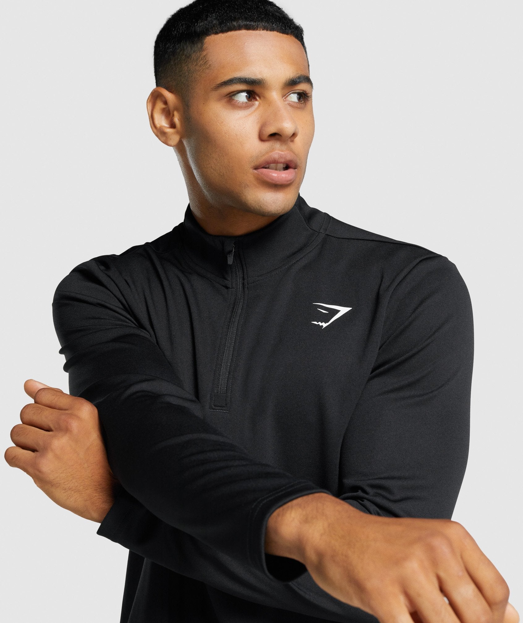 Arrival 1/4 Zip Pullover in Black