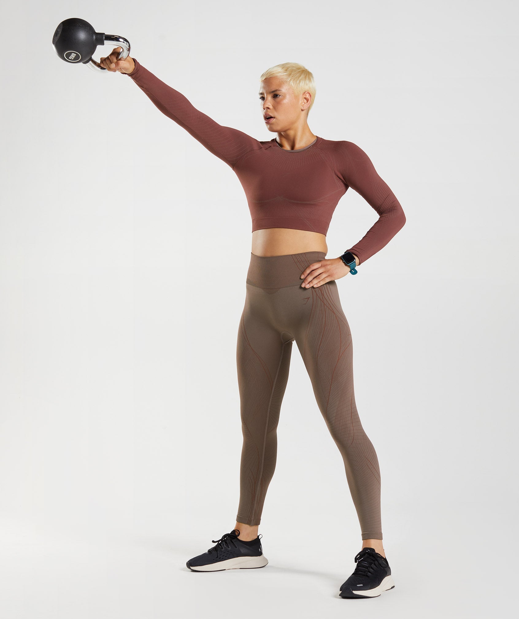 Apex Seamless Leggings in Truffle Brown/Cherry Brown