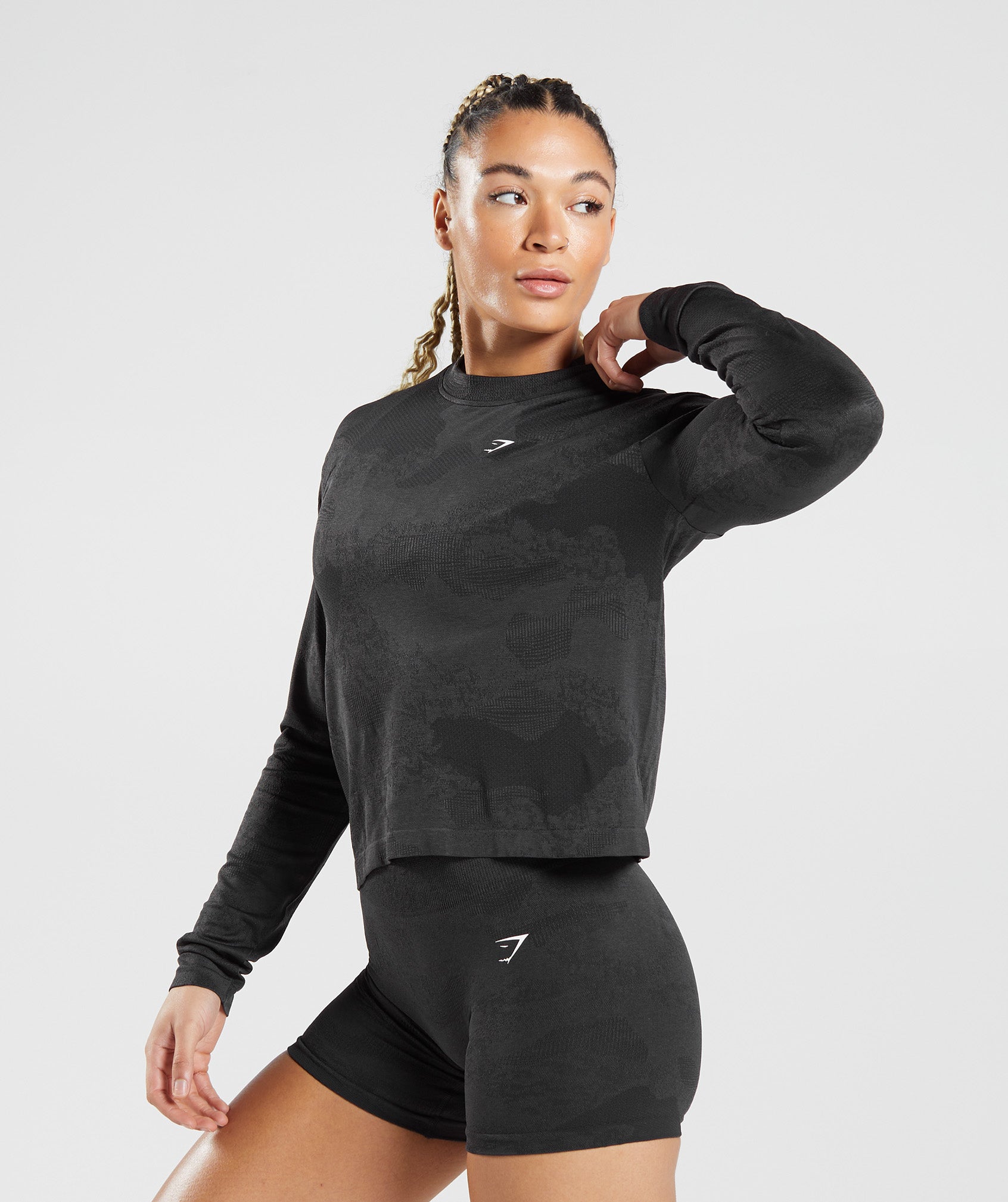 Gymshark Adapt Camo Seamless Ribbed Long Sleeve Crop Top - Winter  Olive/Soul Brown
