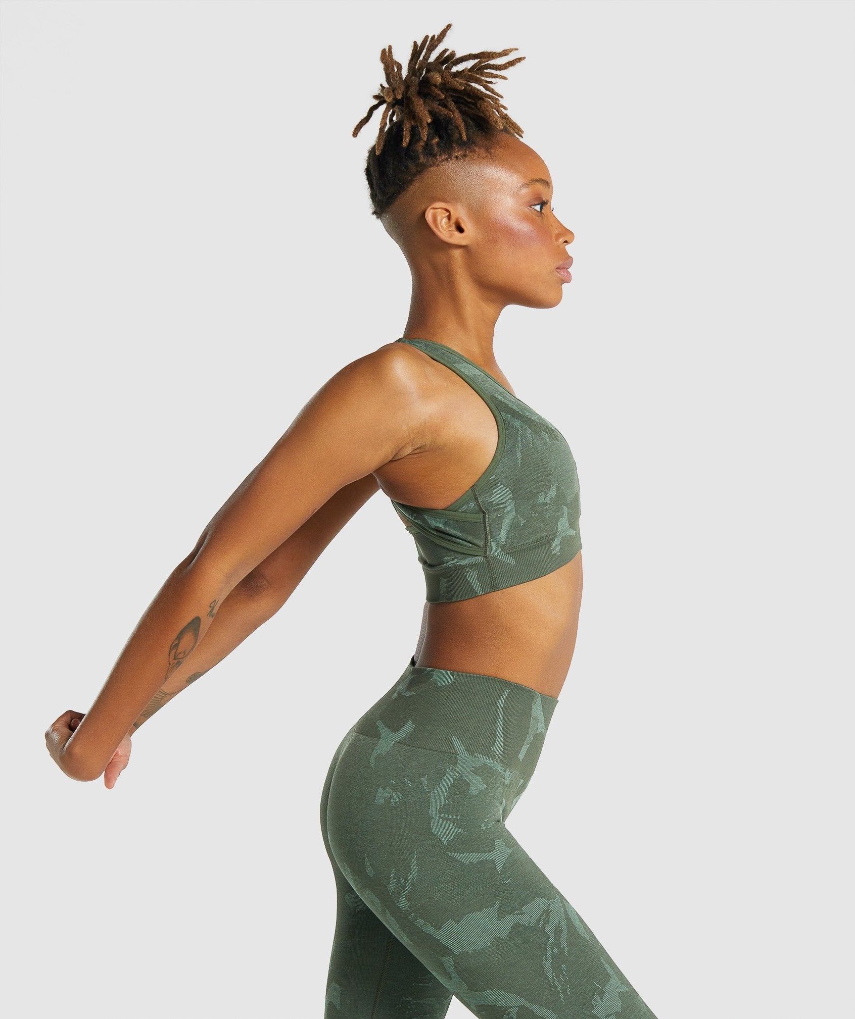 Gymshark, Tops, Gymshark Adapt Camo Seamless Sports Bra Sz S In Savanna  Camo Green