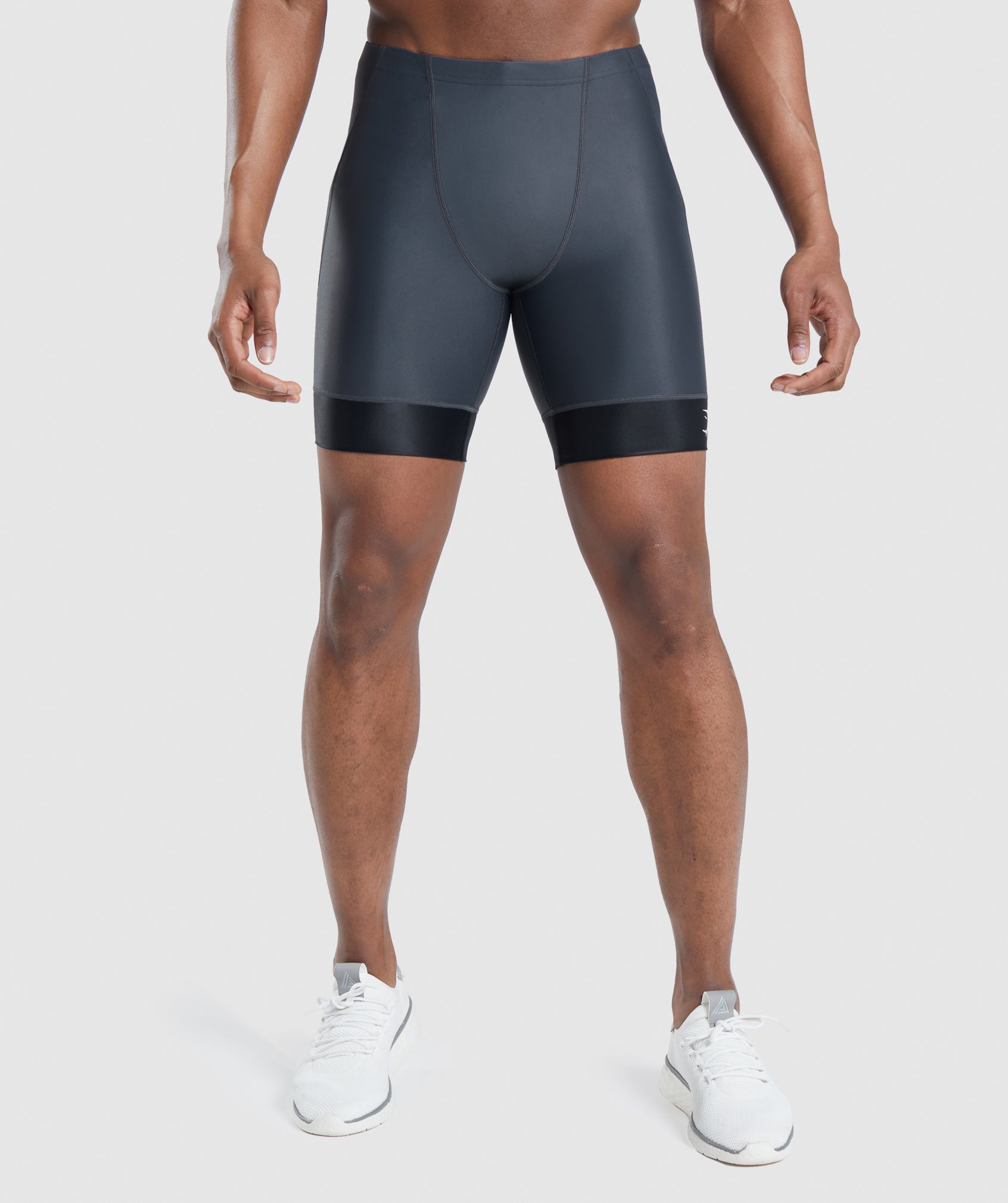 Apex Multi Shorts in Onyx Grey/Black