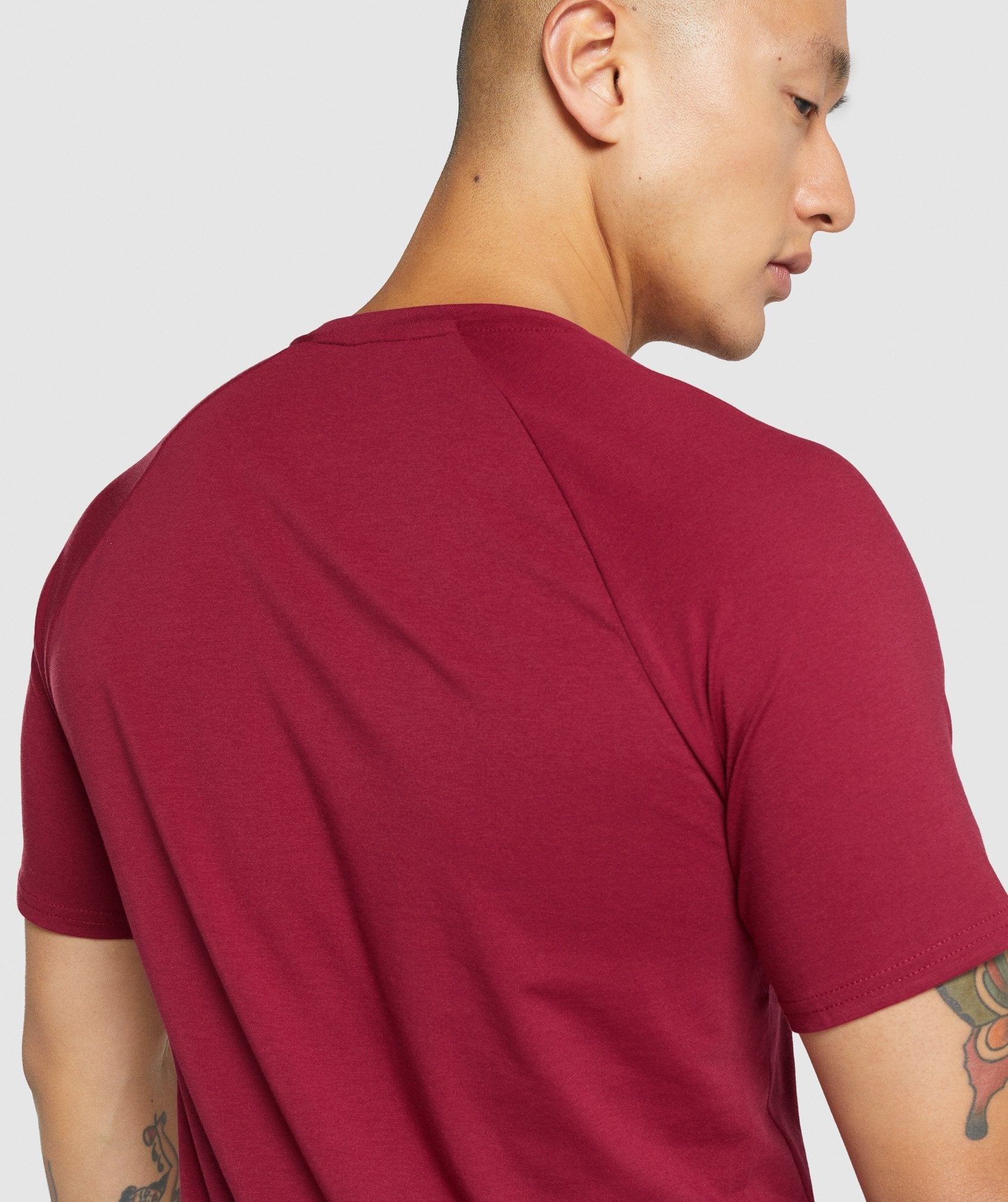 Critical 2.0 T-Shirt in Burgundy - view 5