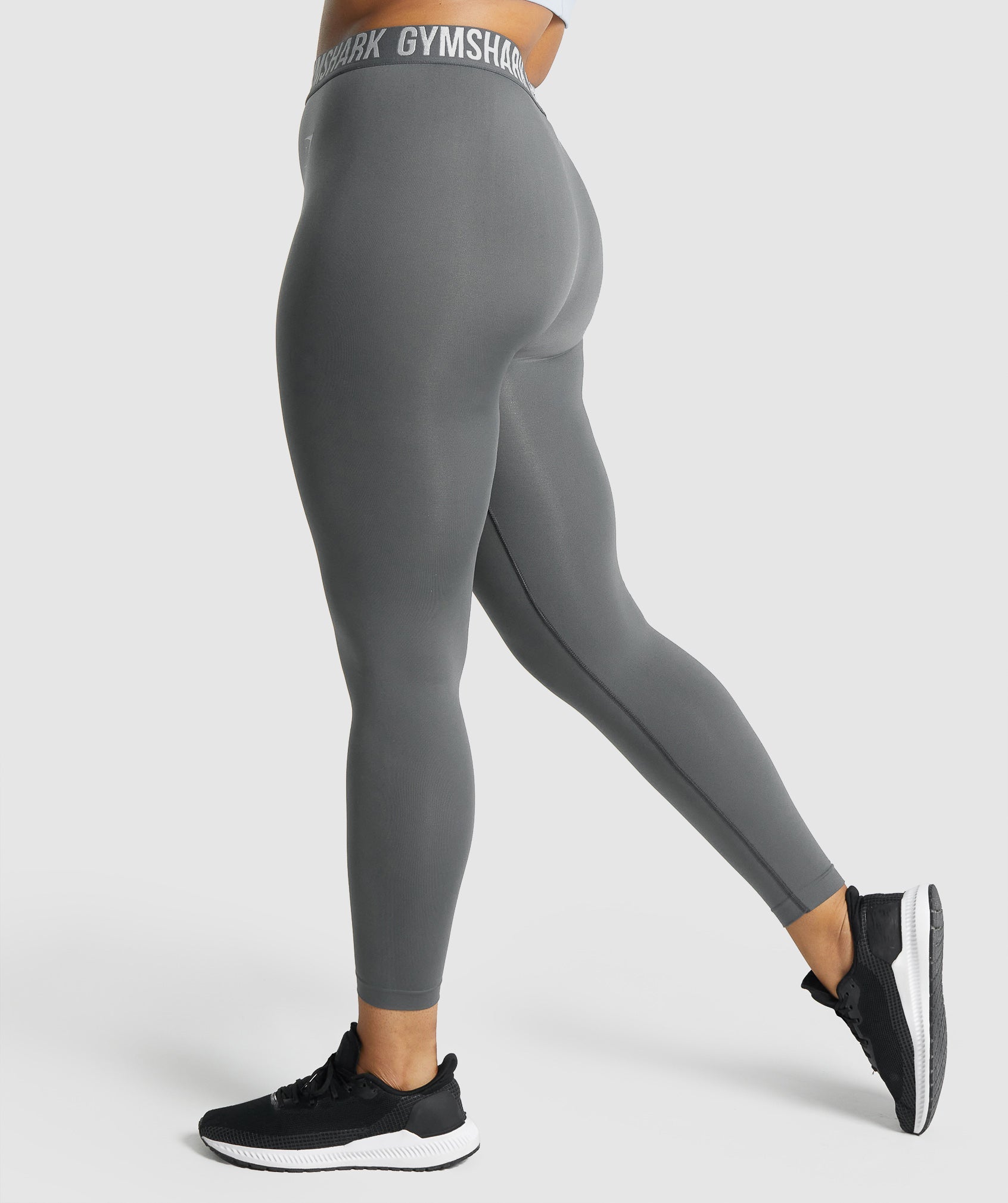 Fit Seamless Leggings in Charcoal - view 3