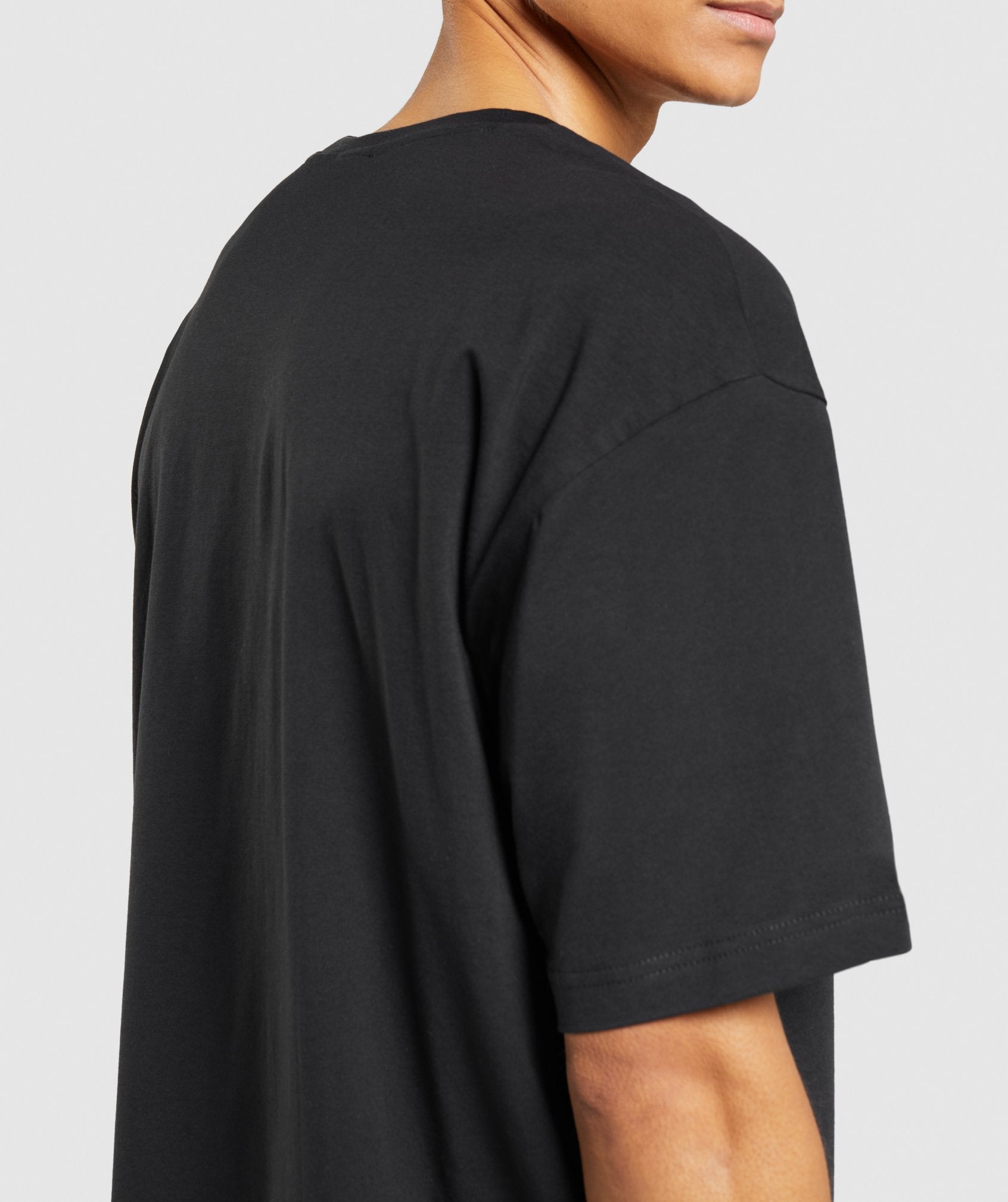 Central Oversized T-Shirt in Black - view 5