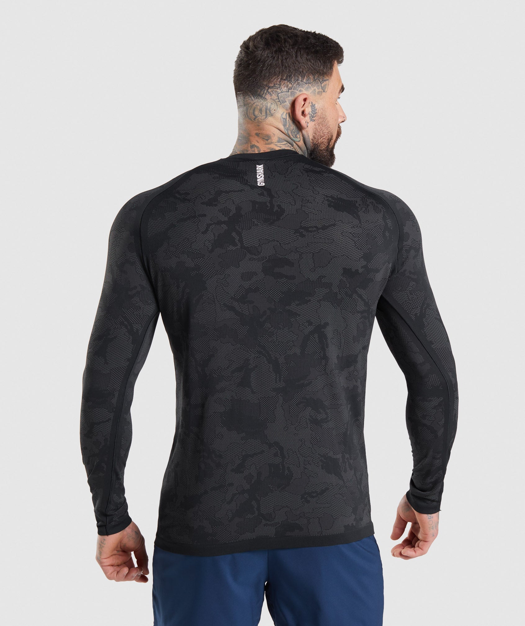 Geo Seamless Long Sleeve T-Shirt in Black/Charcoal Grey - view 2