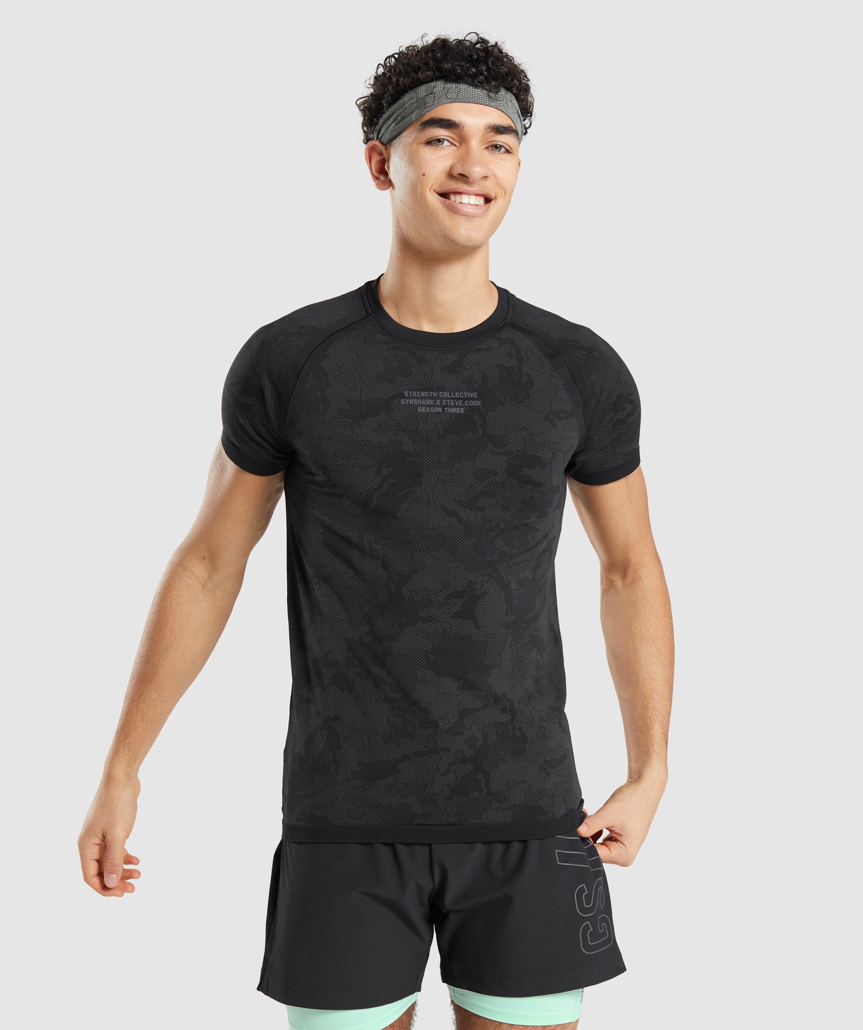 Gymshark//Steve Cook Seamless T-Shirt in Black/Graphite Grey